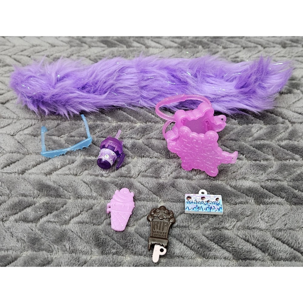 Monster High Abbey Bominable Doll With Accessories Blue Complexion Purple Eyes - Picture 8 of 11